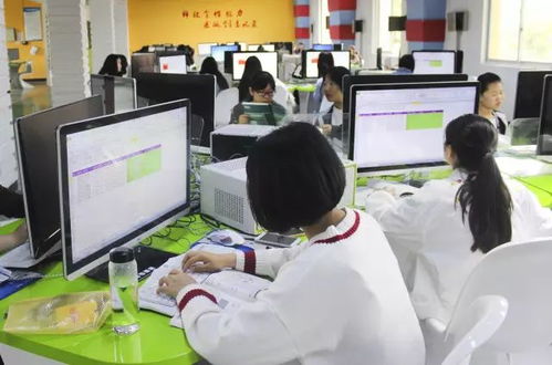 成都希望職業(yè)學校2019年招生簡章 開啟多媒體設(shè)計職業(yè)新篇章